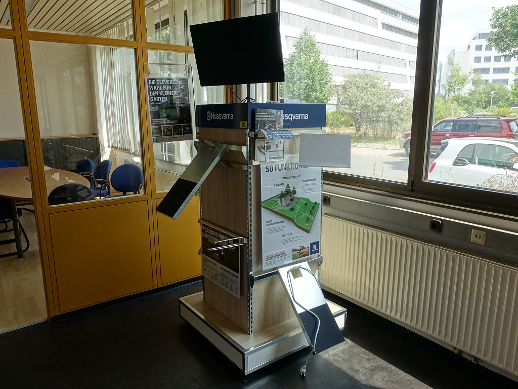 Verkaufsständer HUSQVARNA